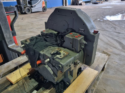 Liebherr 0f5512ab-8833-4538-8947-bf4a896dea362415444476513582521-JPG
